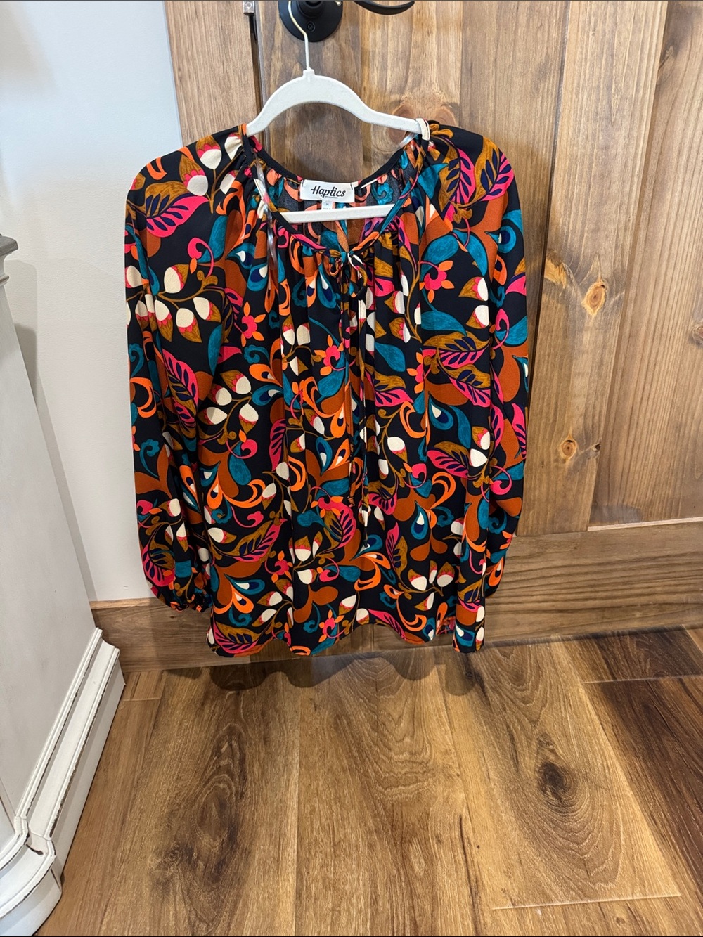 Haptics Black Multicolor Floral-Print Tie-Neck Blouse